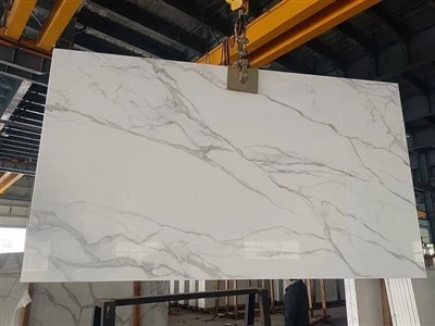 Искусственный мрамор Calacatta Veins Nano Glass