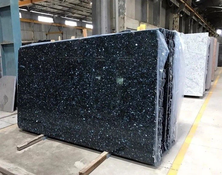 Emerald-Pearl-Granite-for-Slab-Tile-Countertop-Island-Bathroom-Kitchen.webp